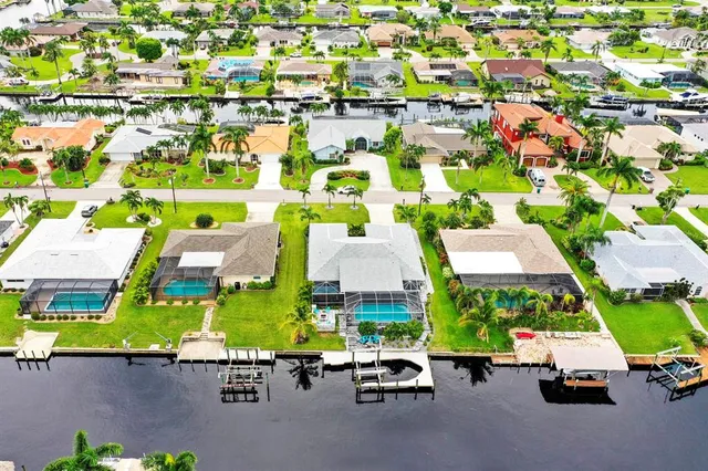 $9,400 | 3328 Southeast 18th Avenue, Cape Coral, FL 33904
