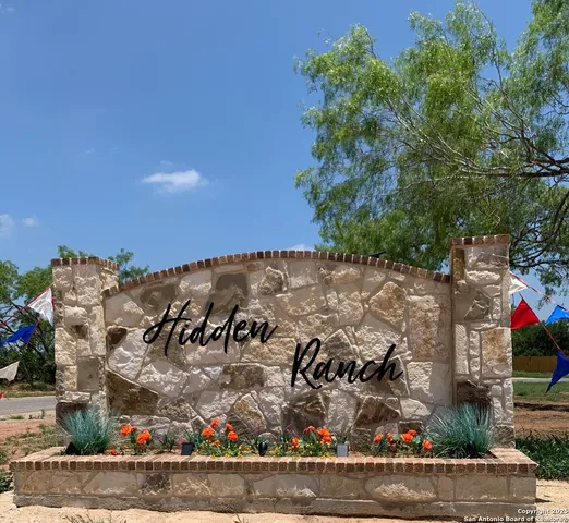 $255,000 | 116 Hidden Hills, Floresville, TX 78114