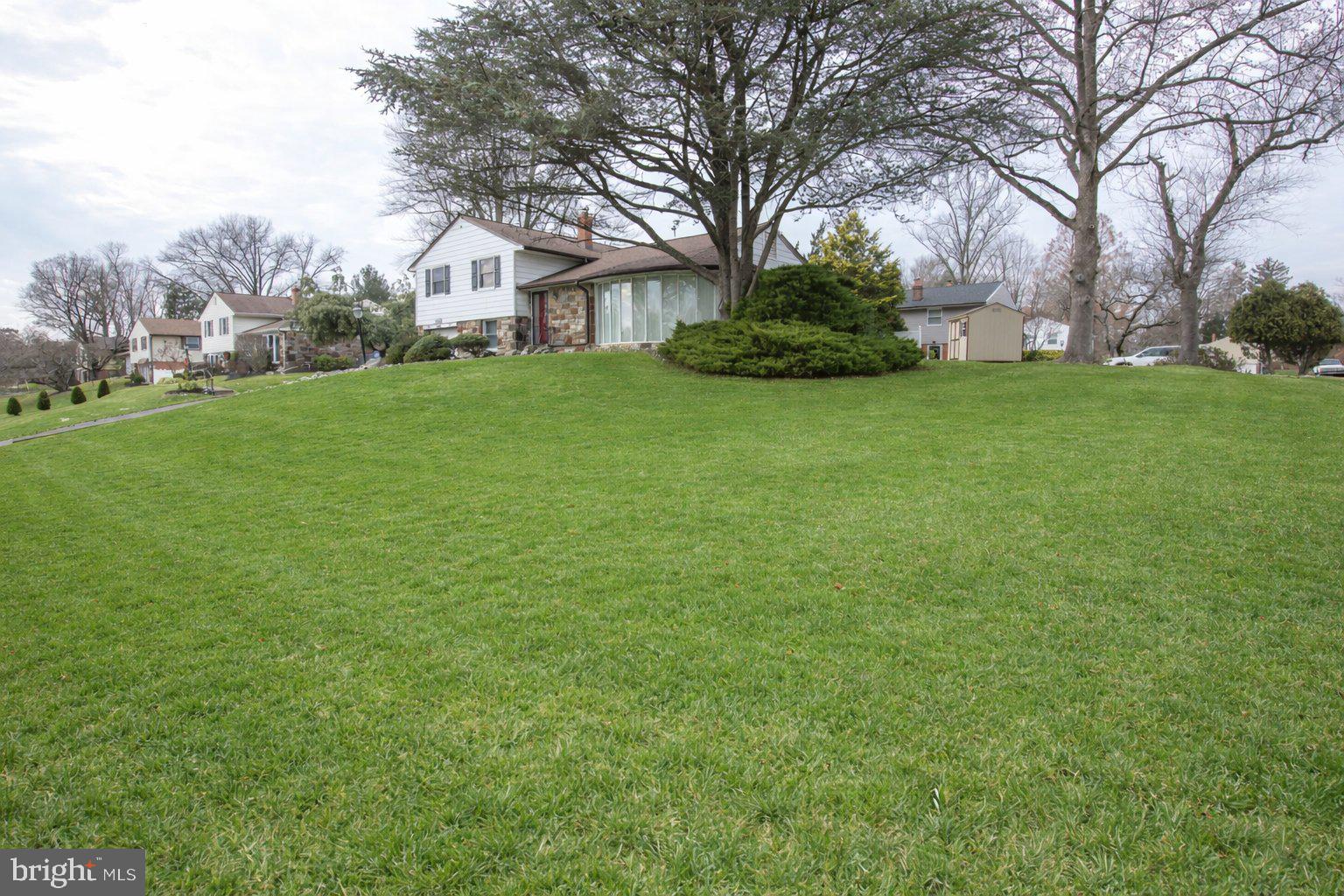 1180 Ballytore Road Huntingdon Valley, PA 19006 - Photo 2 of 41 Side Yard