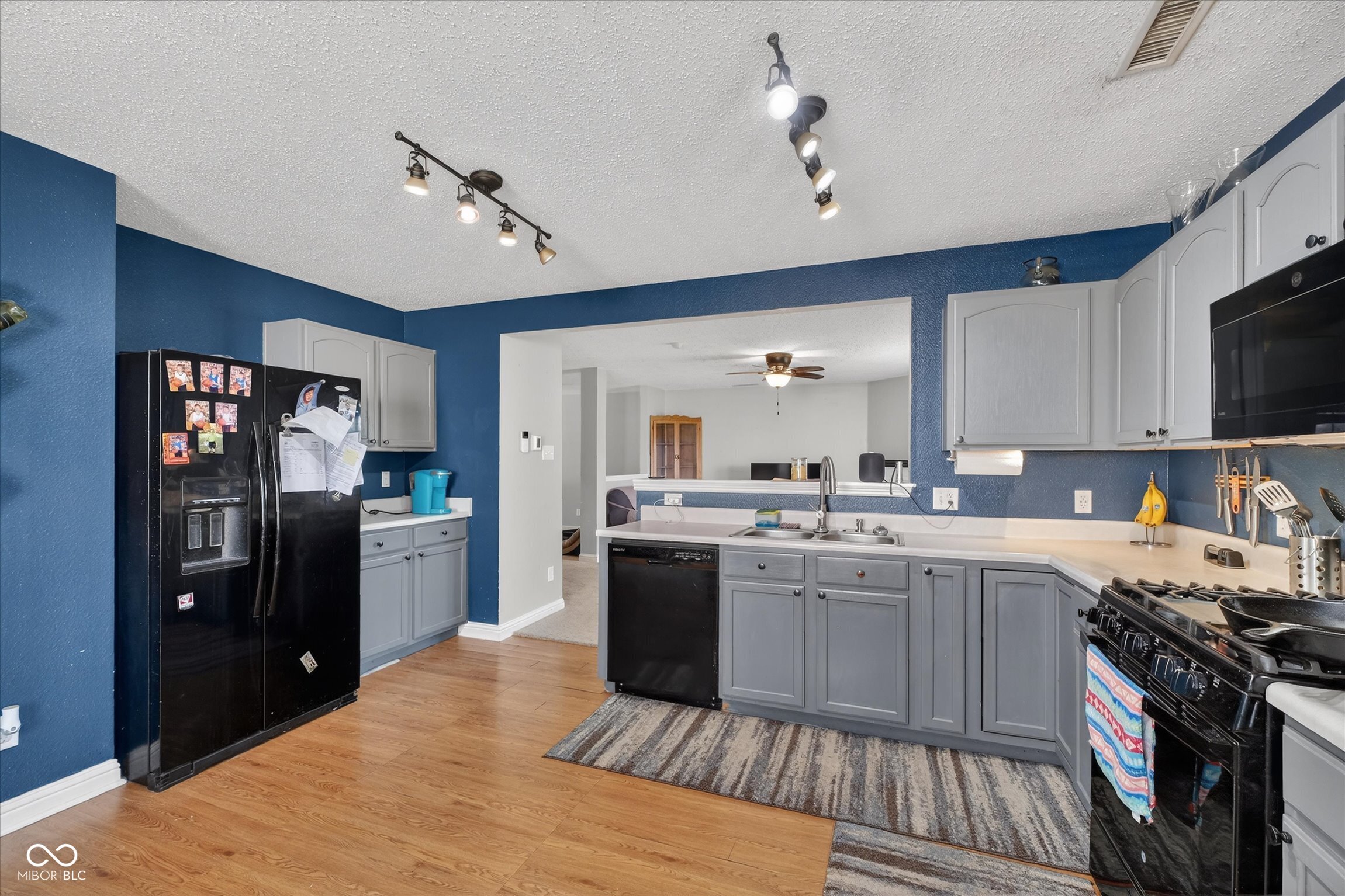 8238 Spring Wind Drive Indianapolis, IN 46239 - Photo 15 of 33