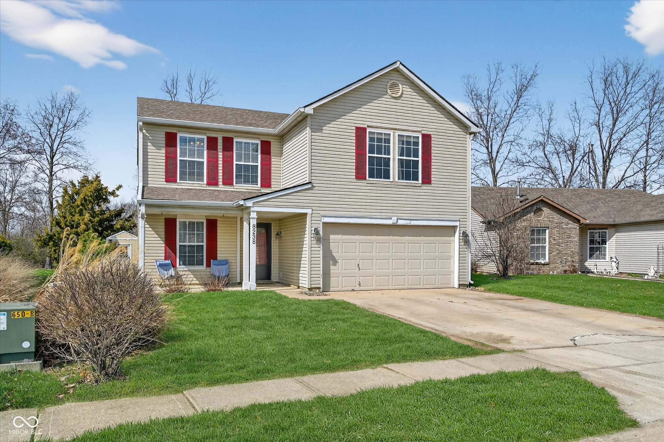 8238 Spring Wind Drive Indianapolis, IN 46239 - Photo 2 of 33