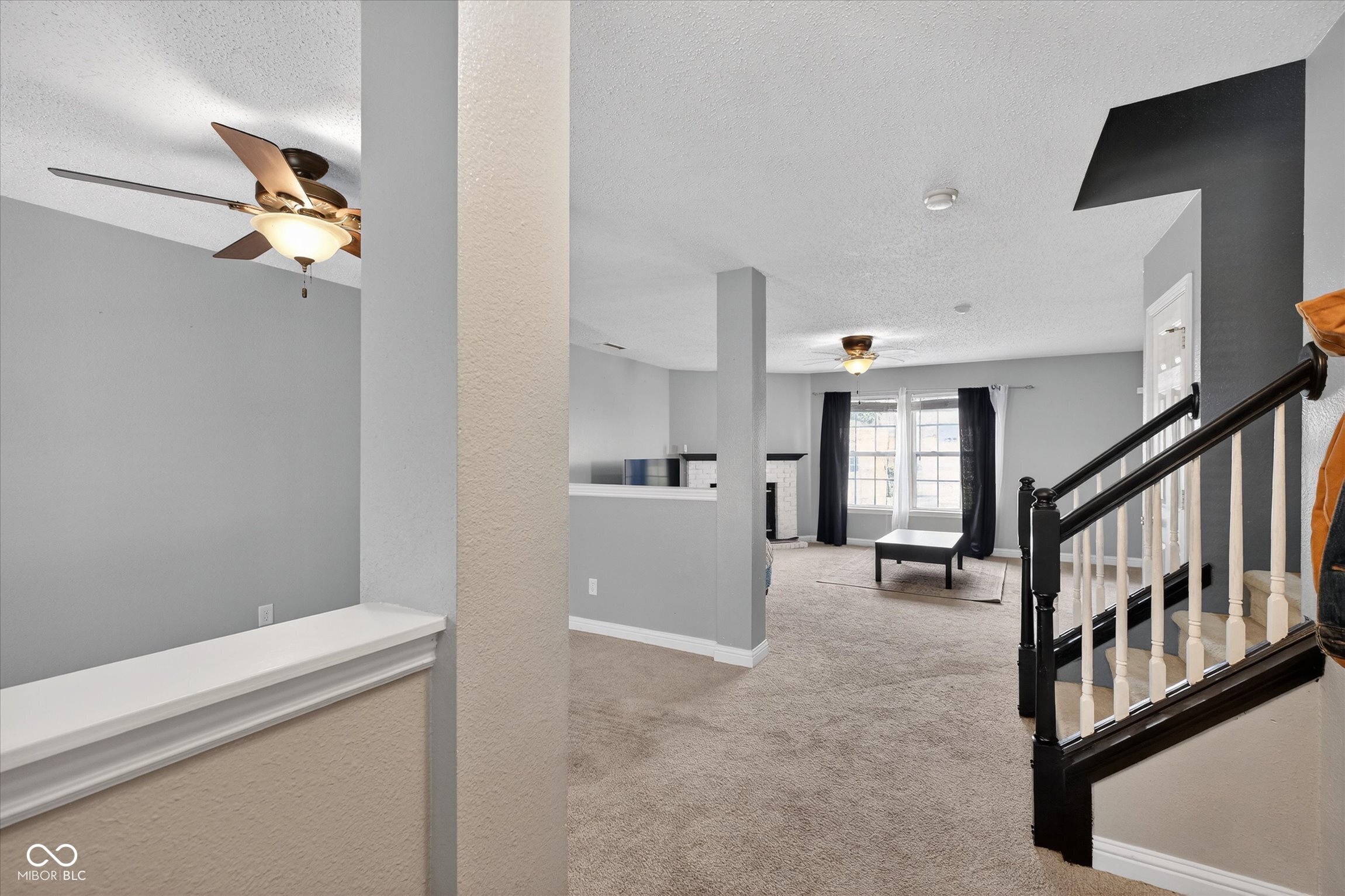 8238 Spring Wind Drive Indianapolis, IN 46239 - Photo 4 of 33