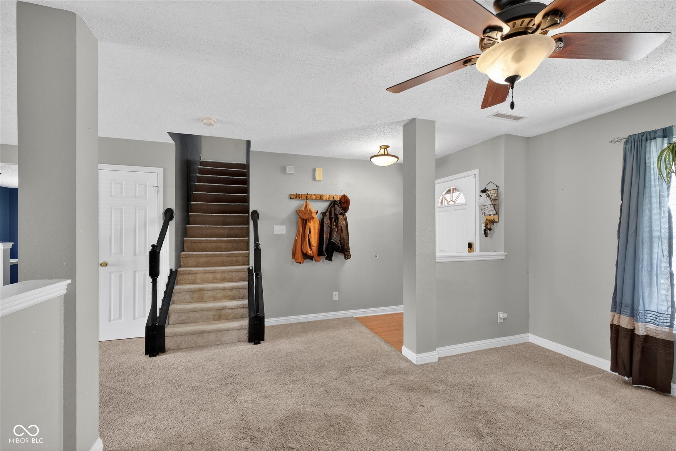 8238 Spring Wind Drive Indianapolis, IN 46239 - Photo 6 of 33