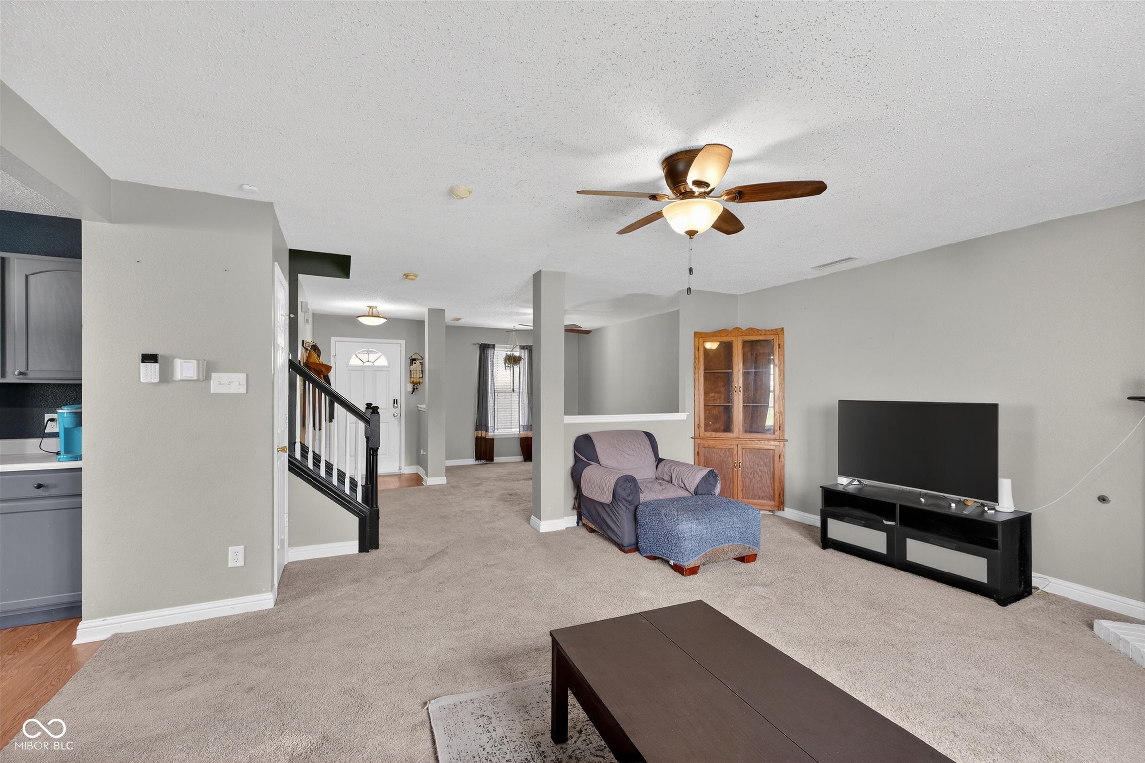 8238 Spring Wind Drive Indianapolis, IN 46239 - Photo 9 of 33