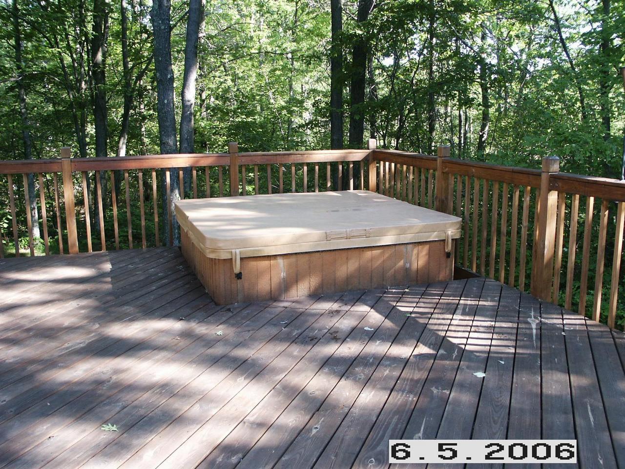 30 Wetzel Road Jim Thorpe, PA 18229 - Photo 5 of 15 2 tier deck with built in hot tub