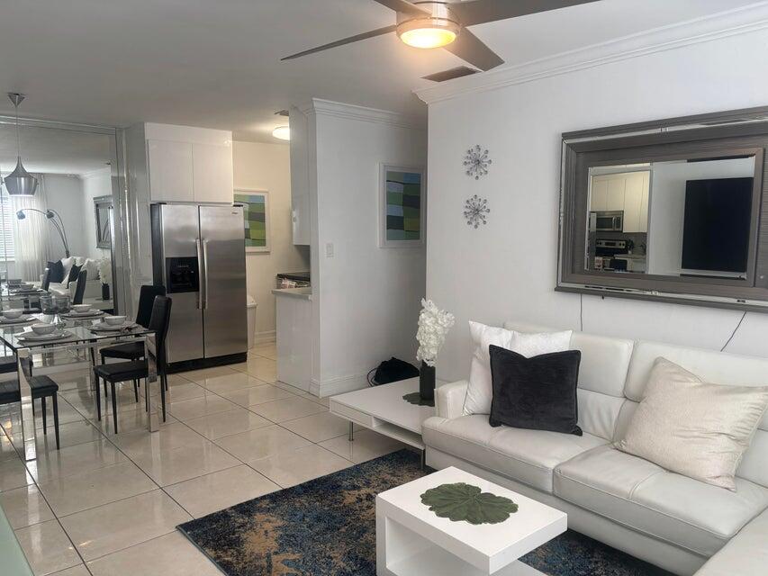 KITCHEN, DINING, LIV ROOM