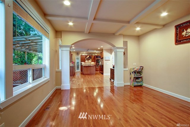 5019 Northeast 8th Place Renton, WA 98059 - Photo 3 of 25