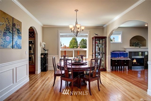 5019 Northeast 8th Place Renton, WA 98059 - Photo 8 of 25