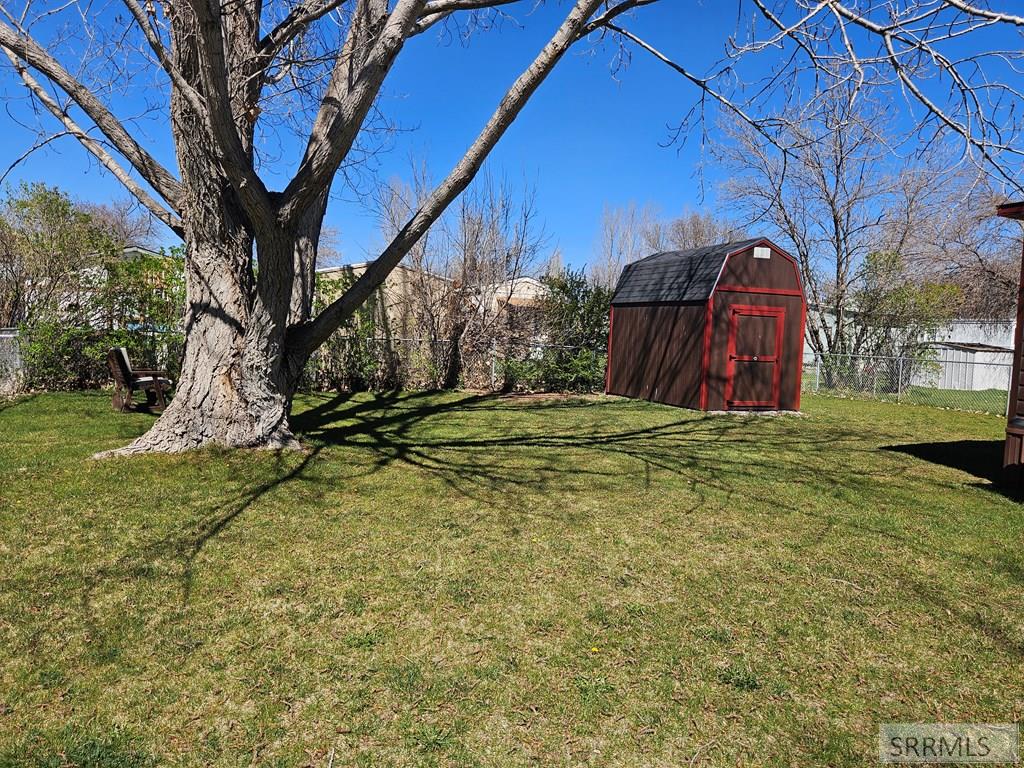 402 Violet Street Rexburg, ID 83440 - Photo 8 of 21