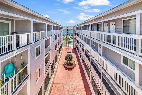 $280,000 | 1509 North Waccamaw Drive, Unit 324, Murrells Inlet, SC 29576