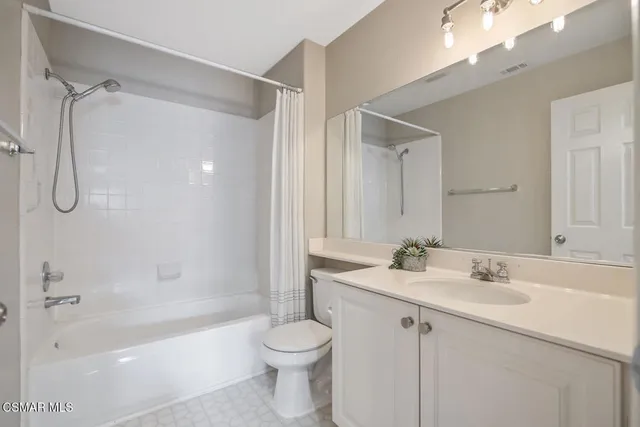 $919,000 | 4928 Lazio Way, Oak Park, CA 91377