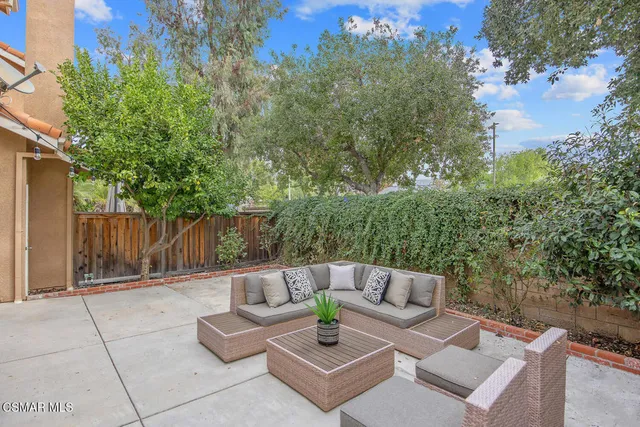 $919,000 | 4928 Lazio Way, Oak Park, CA 91377