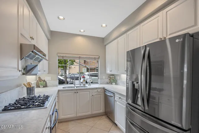 $919,000 | 4928 Lazio Way, Oak Park, CA 91377