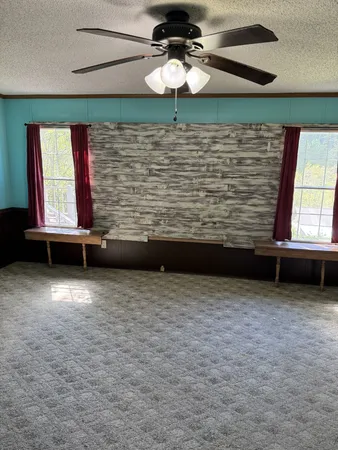 $329,900 | 33 Nascar Lane, Pleasant Shade, TN 37145