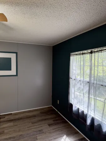 $329,900 | 33 Nascar Lane, Pleasant Shade, TN 37145