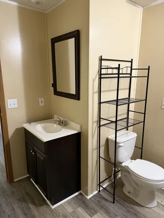 $329,900 | 33 Nascar Lane, Pleasant Shade, TN 37145