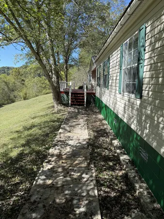 $329,900 | 33 Nascar Lane, Pleasant Shade, TN 37145