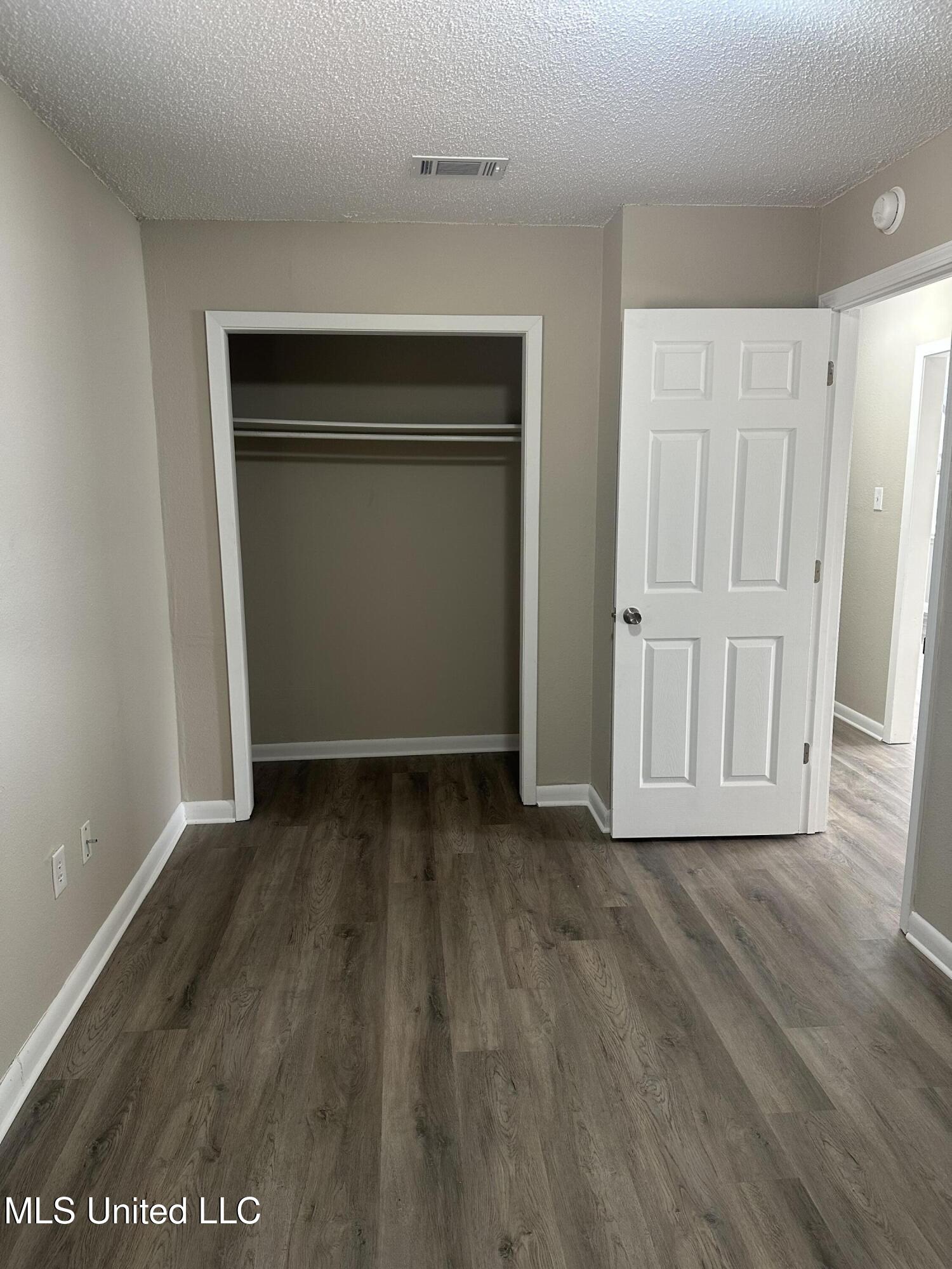 2137 Woodbury Road Gautier, MS 39553 - Photo 10 of 14 IMG_3685