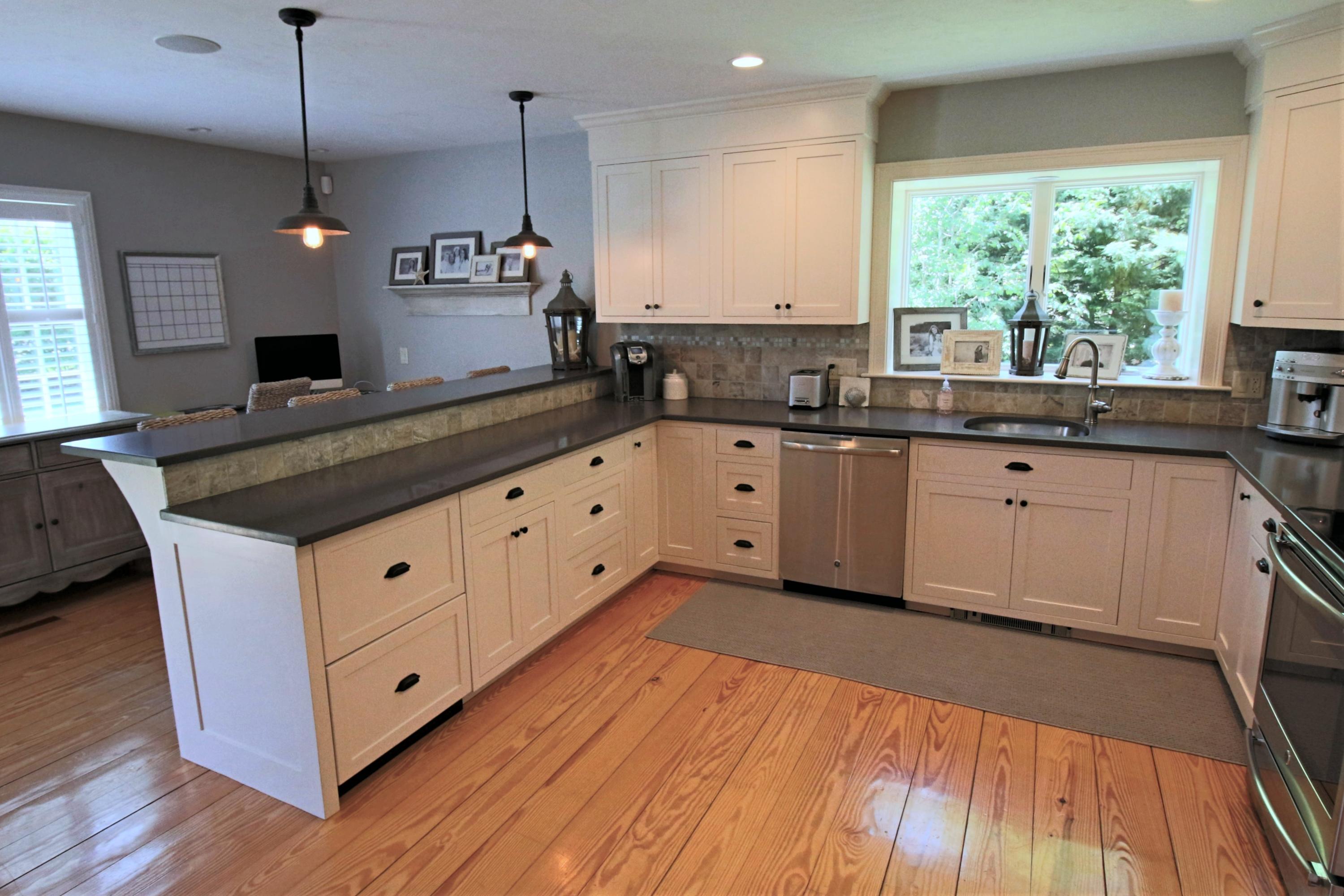 340 Queen Anne Road Harwich, MA 02645 - Photo 14 of 63 Kitchen3