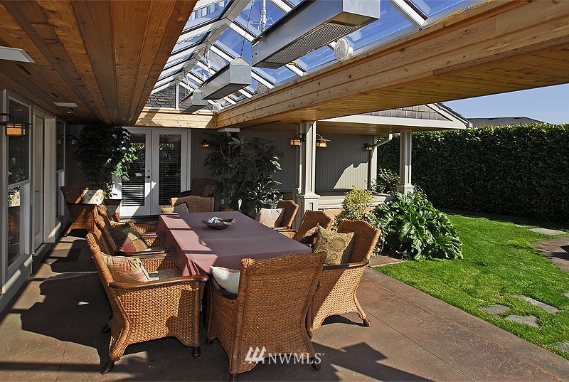 810 Park Road Bellevue, WA 98004 - Photo 22 of 25 Gallery Image 22
