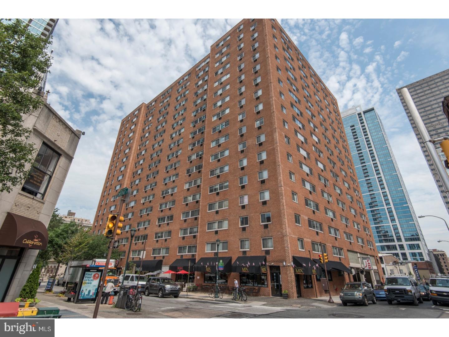 2101 Chestnut Street, Unit 811 Philadelphia, PA 19103 - Photo 4 of 17 a front view of a building