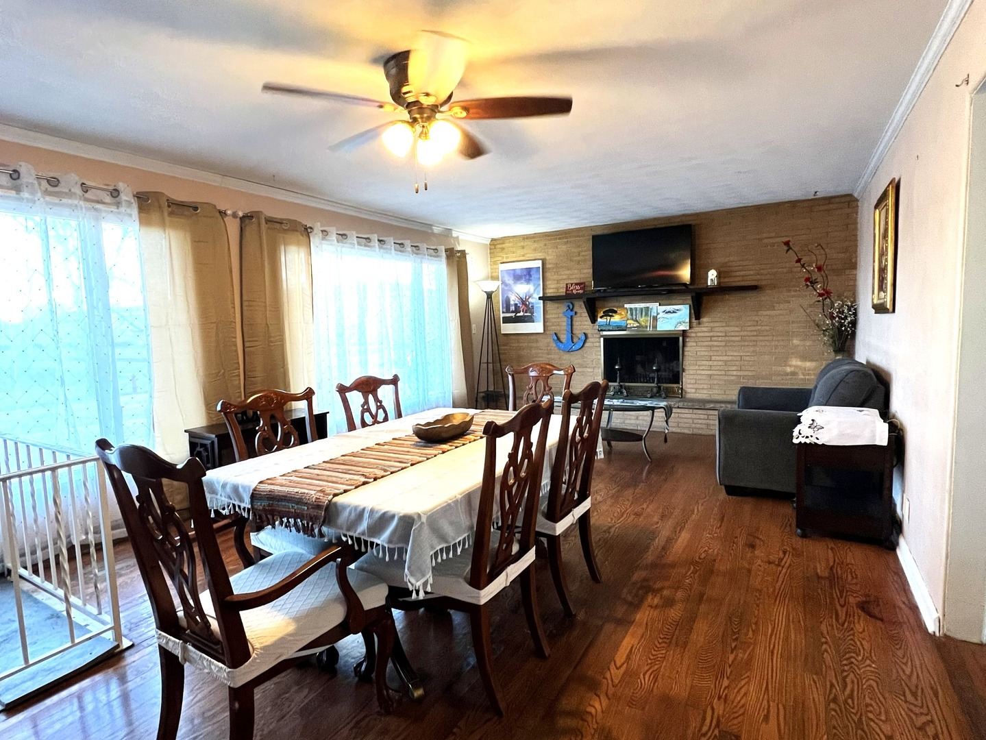 1930 23rd Street Zion, IL 60099 - Photo 3 of 20 a view of a dining room with furniture window and outside view