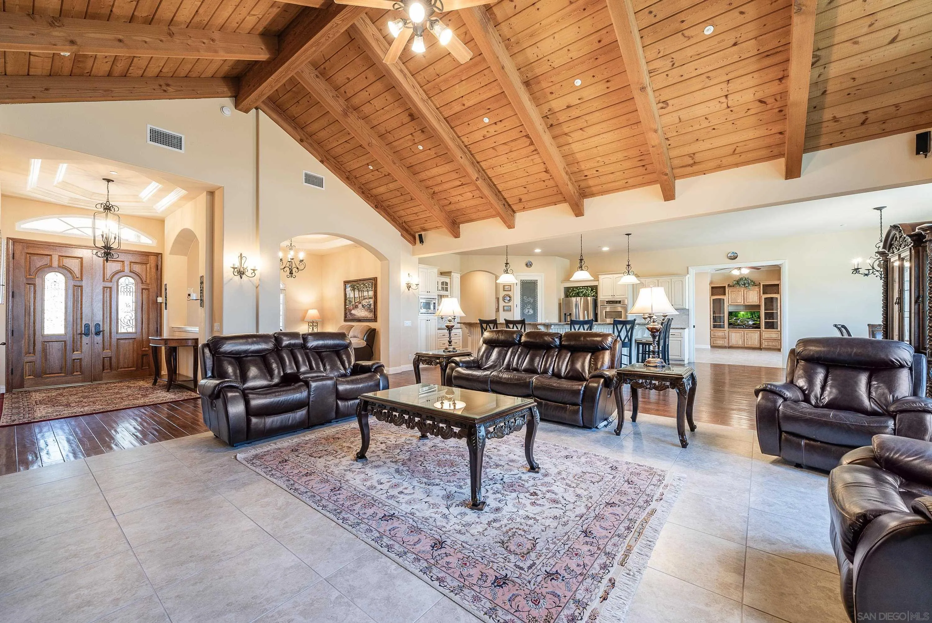 3330 Brooke Hollow Road Fallbrook, CA 92028 - Photo 9 of 67 a living room with furniture