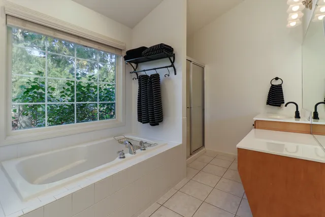 $429,900 | 1703 Fraser Drive, Normal, IL 61761