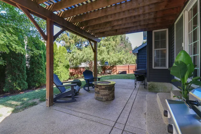 $429,900 | 1703 Fraser Drive, Normal, IL 61761