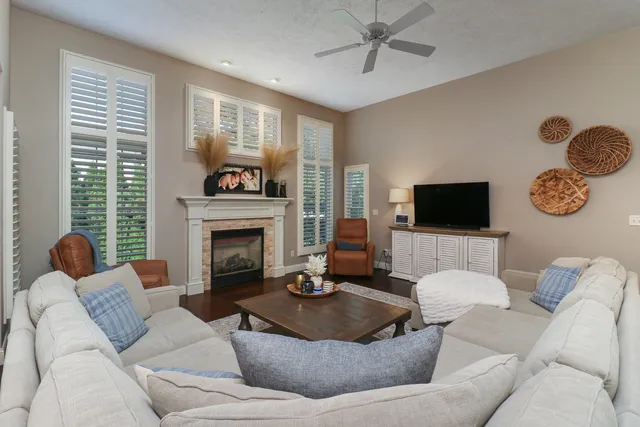 $429,900 | 1703 Fraser Drive, Normal, IL 61761