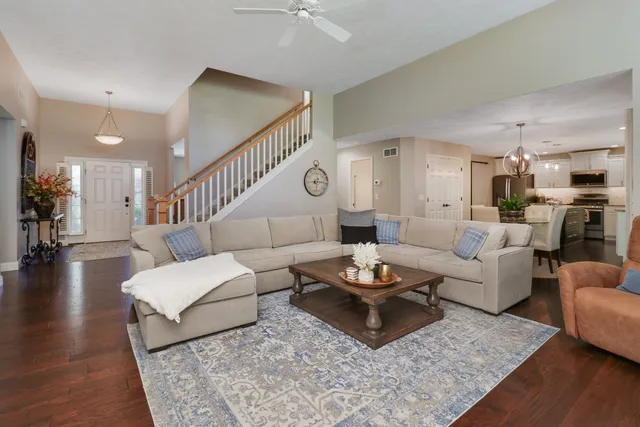 $429,900 | 1703 Fraser Drive, Normal, IL 61761