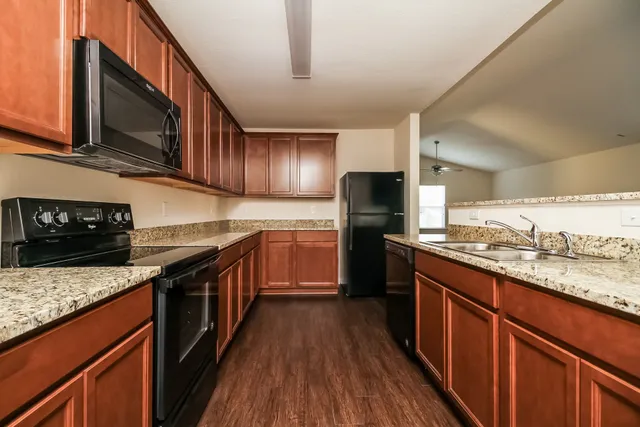 $2,040 | 2613 Stinger Drive, Columbia, TN 38401