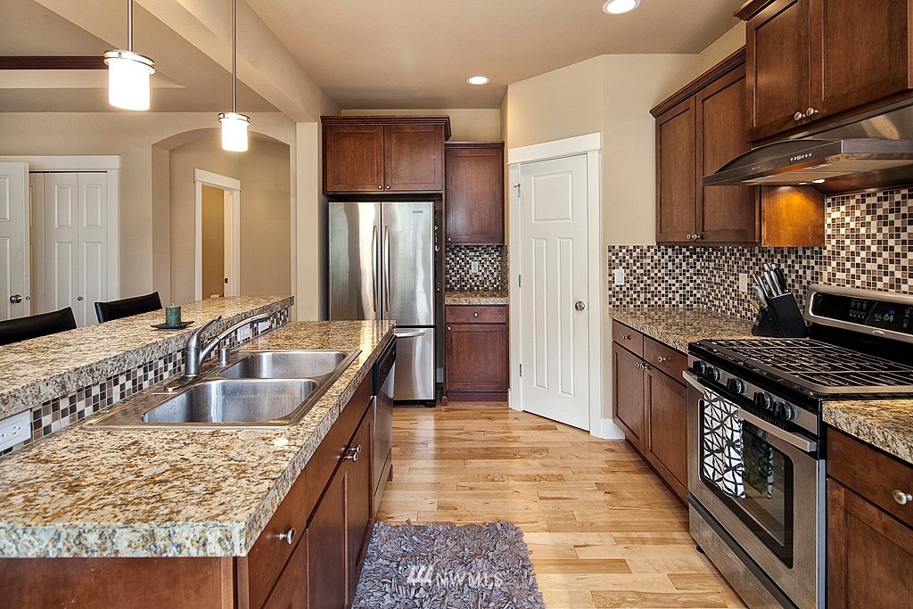23120 35th Drive Southeast Bothell, WA 98021 - Photo 6 of 19