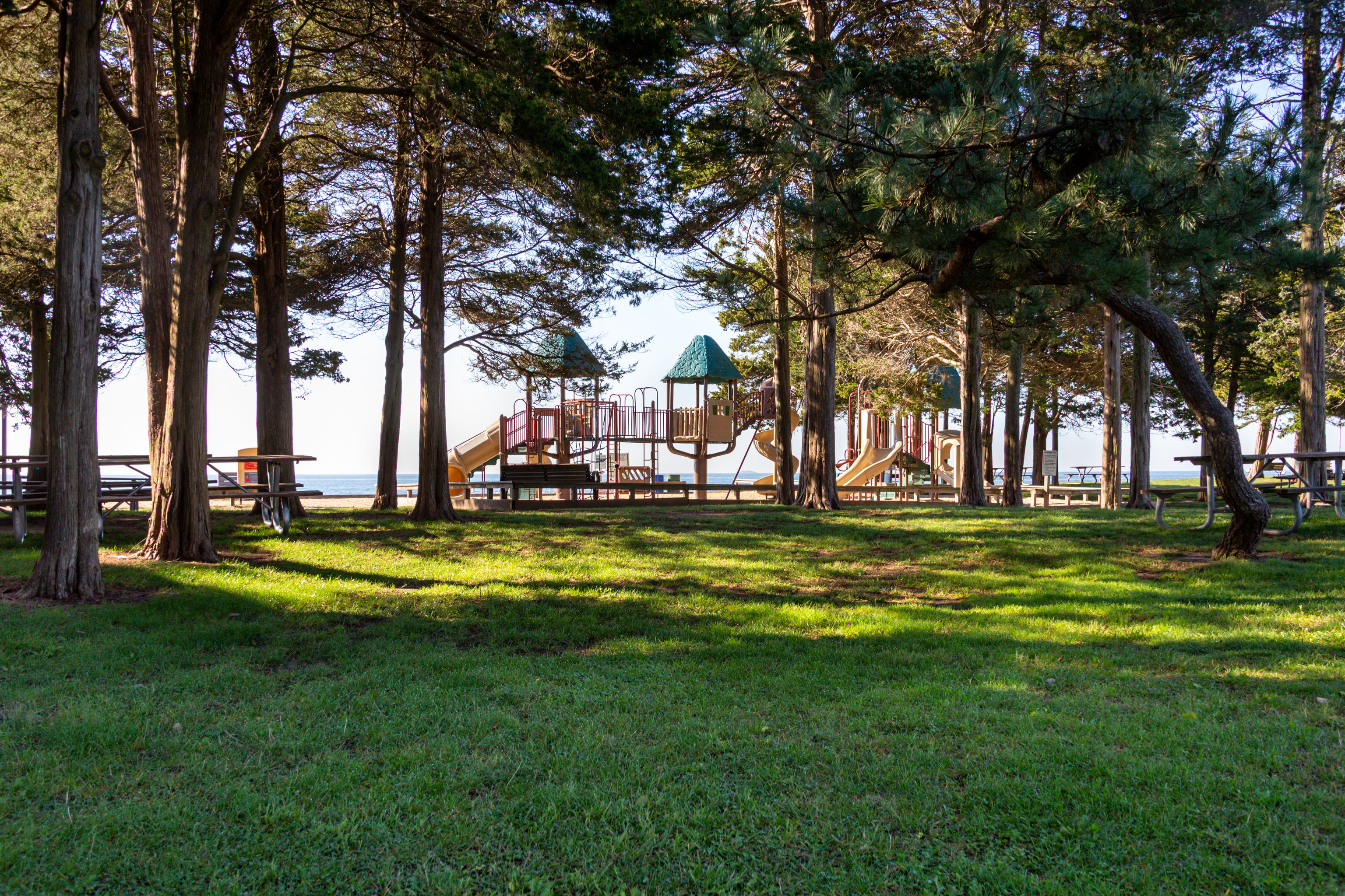 3 Sandgate Circle, Unit 3 Madison, CT 06443 - Photo 33 of 39 Picnic area at the Surf Club.