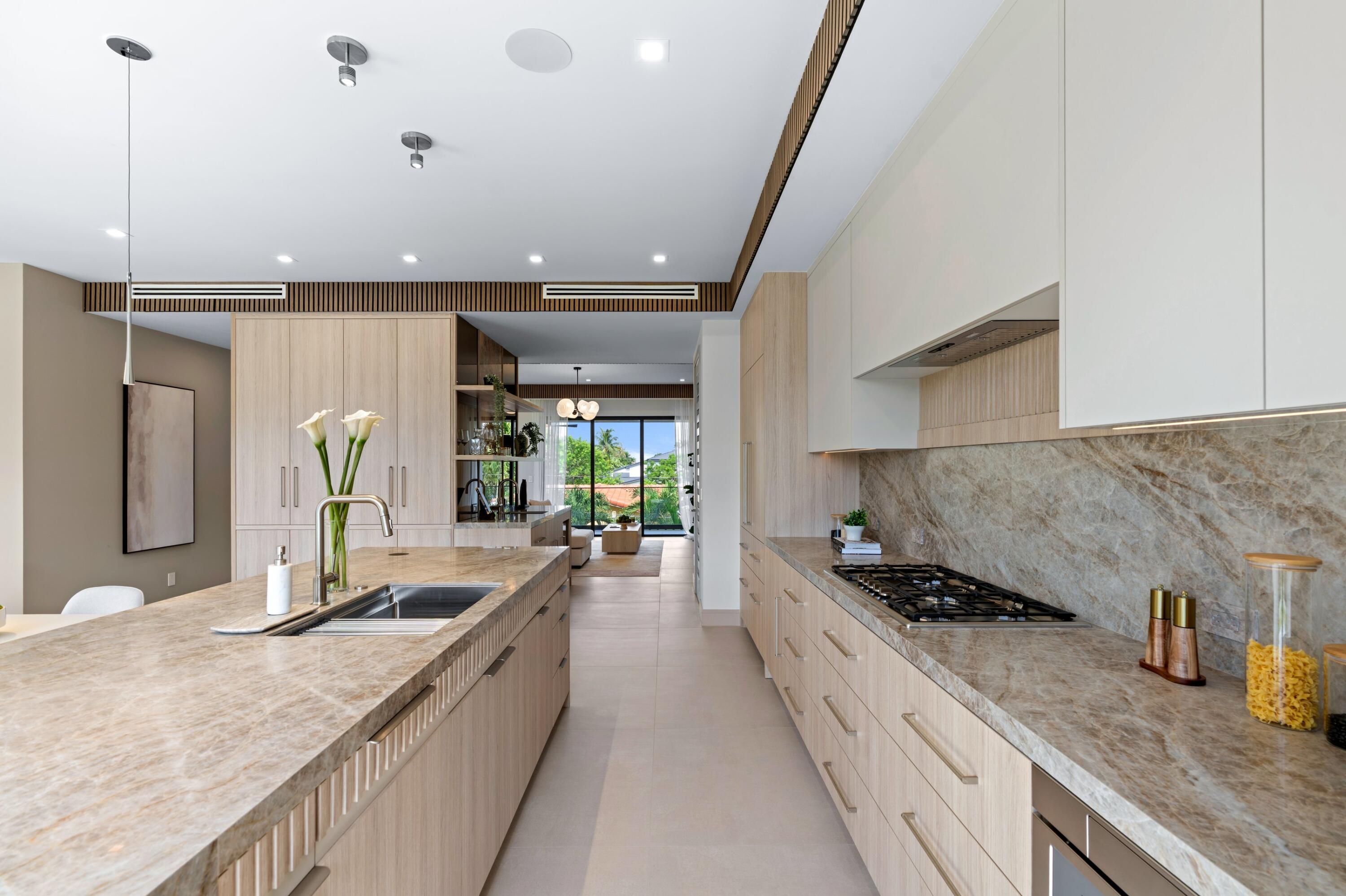 3099 Banyan Road, Unit B Boca Raton, FL 33432 - Photo 3 of 43 Kitchen