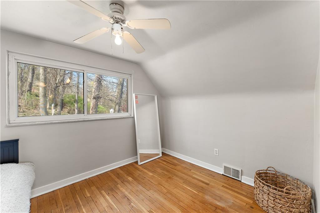 188 Kleber Road Glenshaw, PA 15116 - Photo 27 of 46 Gallery Image 27