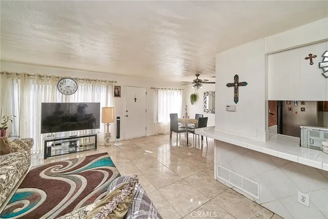 $425,000 | 4801 Jackson Street, Unit C, Riverside, CA 92503