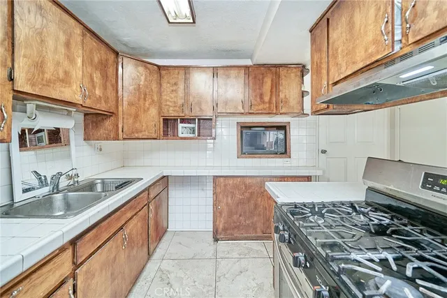 $425,000 | 4801 Jackson Street, Unit C, Riverside, CA 92503