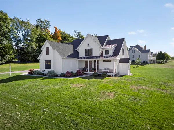 $1,200,000 | 4 Ray Emma Drive, Unit 151, Epping, NH 03042