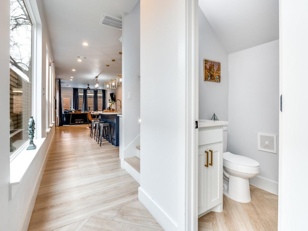 1960 Toronto Street Dallas, TX 75212 - Photo 13 of 26