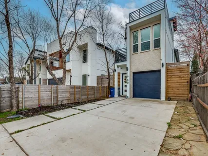 $499,900 | 1960 Toronto Street, Dallas, TX 75212
