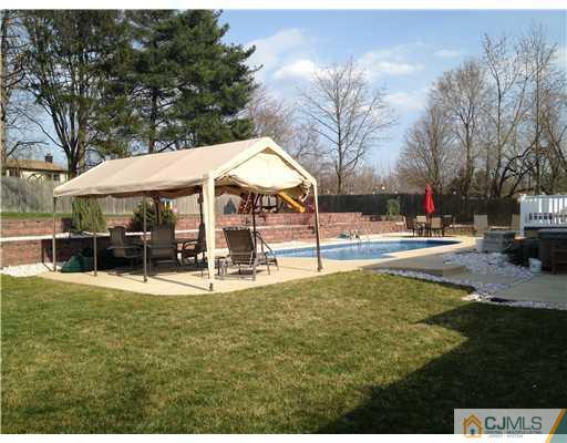 8 Parsons Road East Brunswick, NJ 08816 - Photo 22 of 25 Gallery Image 22