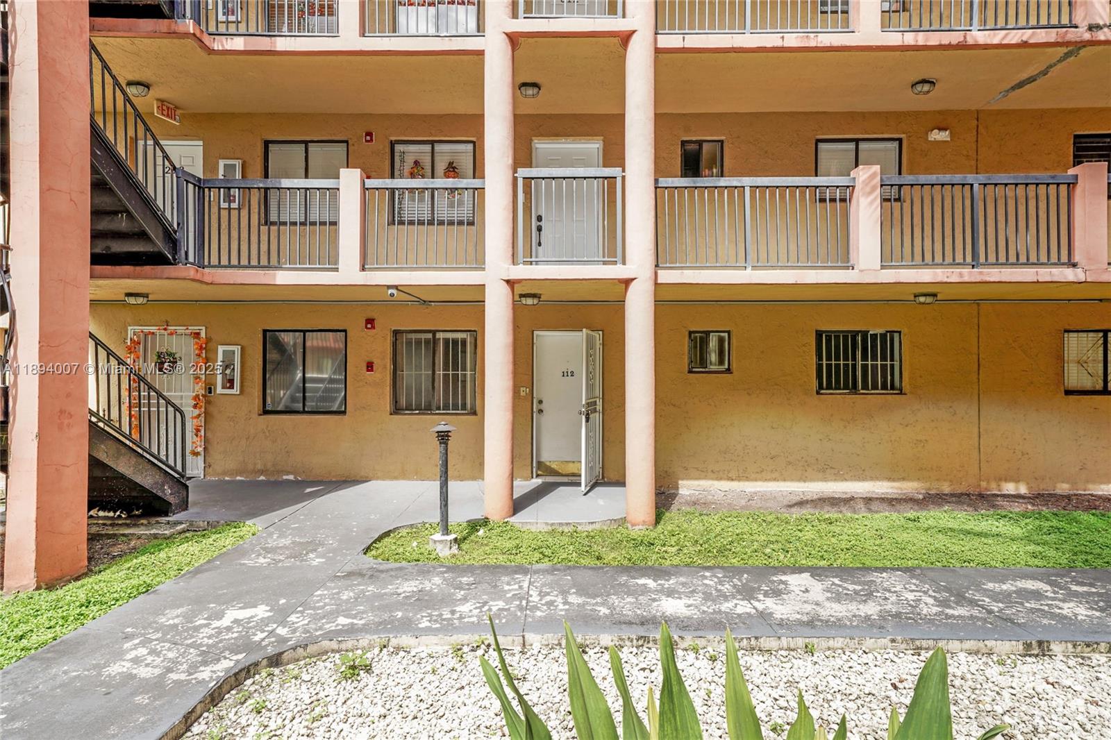 5490 West 21st Court, Unit 112 Hialeah, FL 33016 - Photo 34 of 43