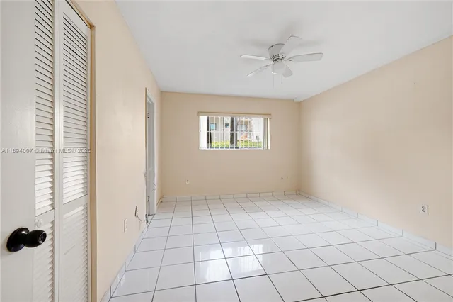 $1,975 | 5490 West 21st Court, Unit 112, Hialeah, FL 33016