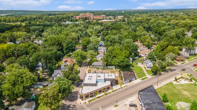 $140,000 | 618 Southworth Terrace, Kalamazoo, MI 49048