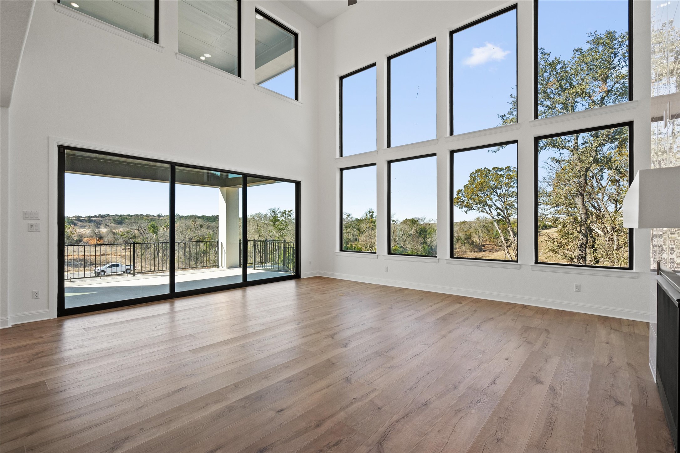 2004 Crimson Sunset Drive Georgetown, TX 78628 - Photo 12 of 40