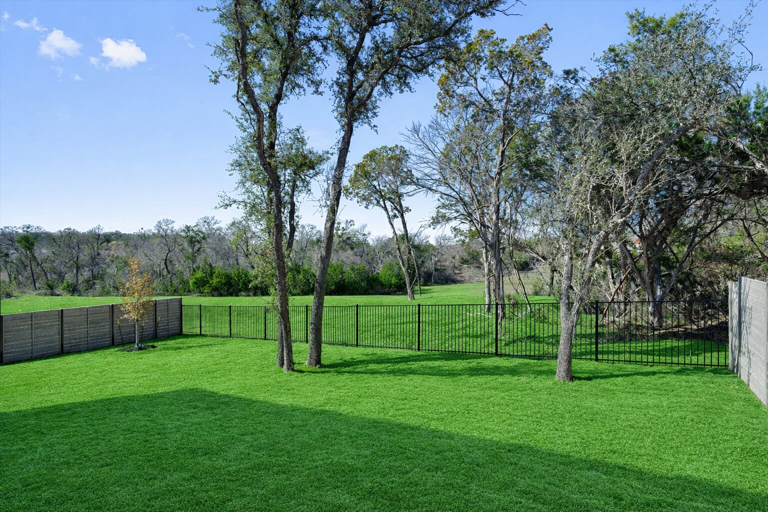 2004 Crimson Sunset Drive Georgetown, TX 78628 - Photo 35 of 40 Grass color is digitally enhanced