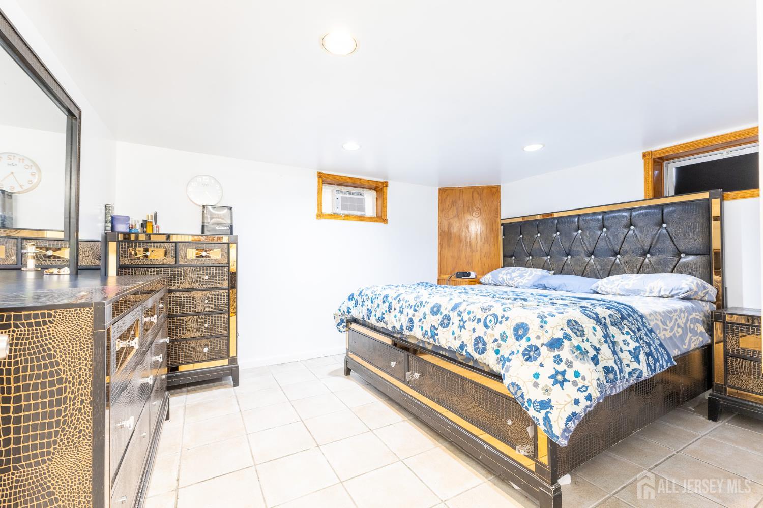 100 Washington Road Sayreville, NJ 08872 - Photo 18 of 30 Gallery Image 18