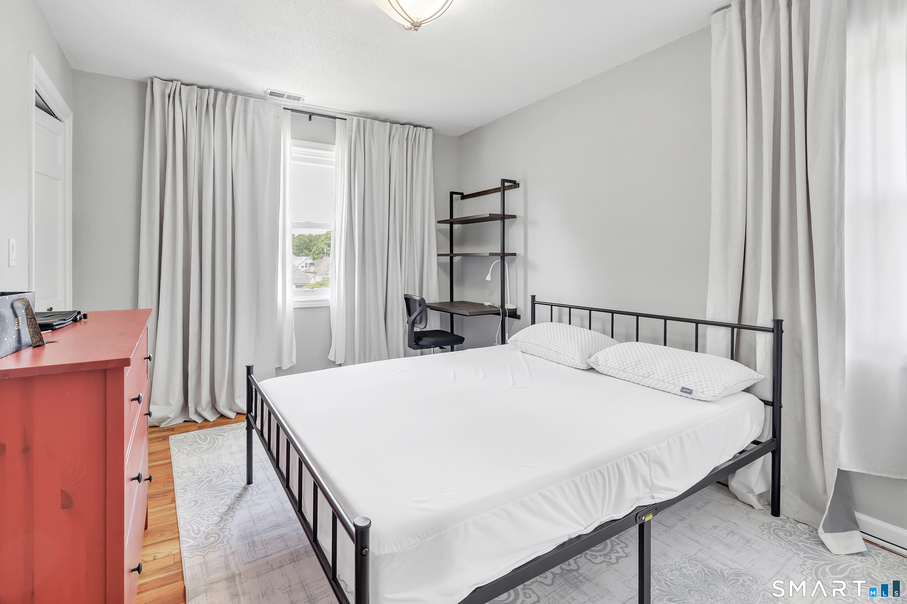 66 Washington Road Hamden, CT 06518 - Photo 31 of 38