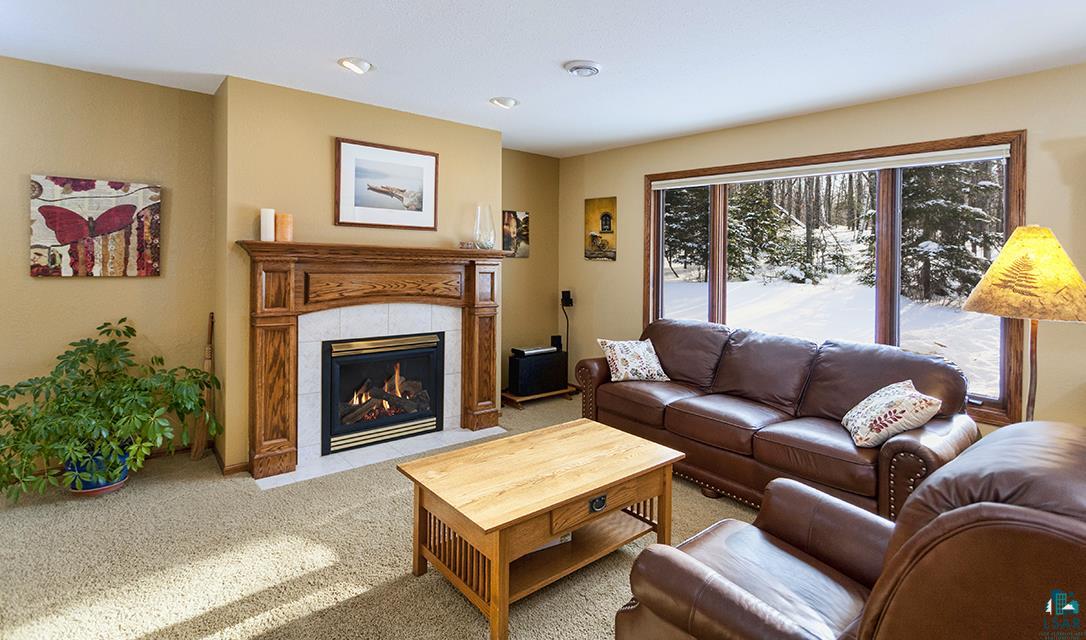 2002 MacFarlane Road Duluth, MN 55811 - Photo 4 of 24